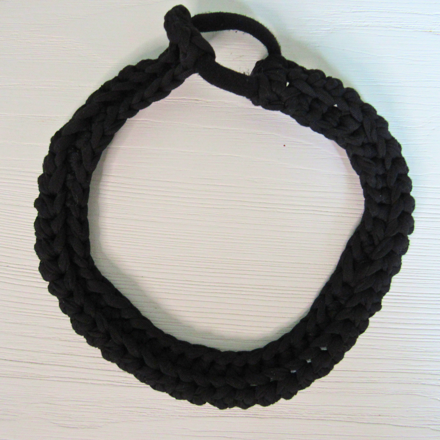 Woven Halo Headband in black